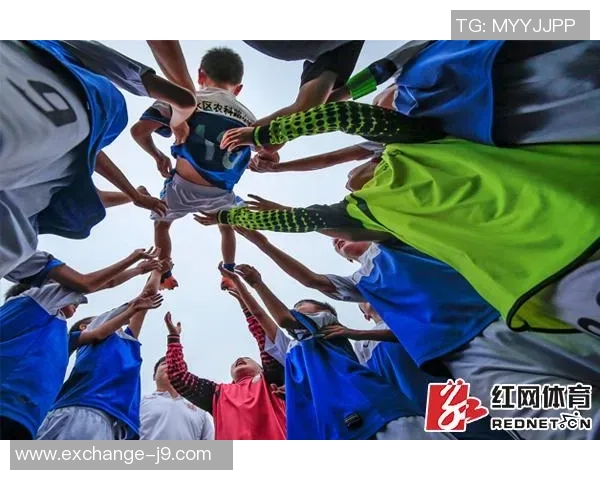 潮州足球队奋勇争先展现团队精神助力地方体育发展与文化传承